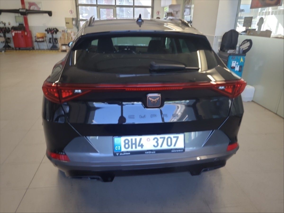Cupra Formentor, 1,5 TSi 4x2 6MT - fotka 2