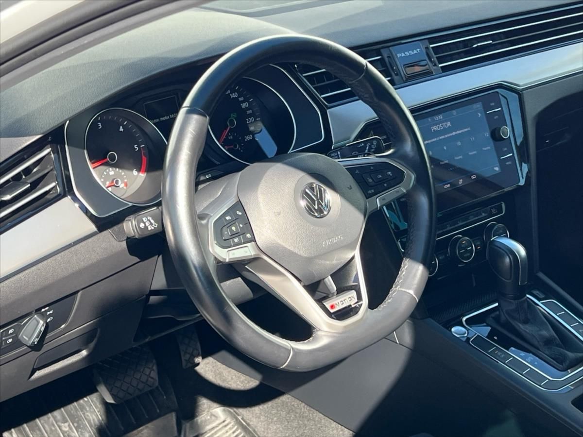Volkswagen Passat Variant, 2,0 TDi 140kW 7DSG 4Motion  B8 - fotka 6