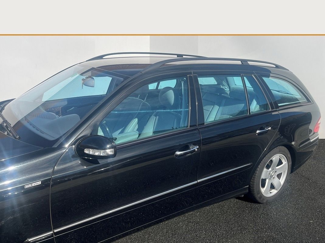 Mercedes-Benz Třídy E, 240i V6 AUT TOP STAV 1.Majitel - fotka 4