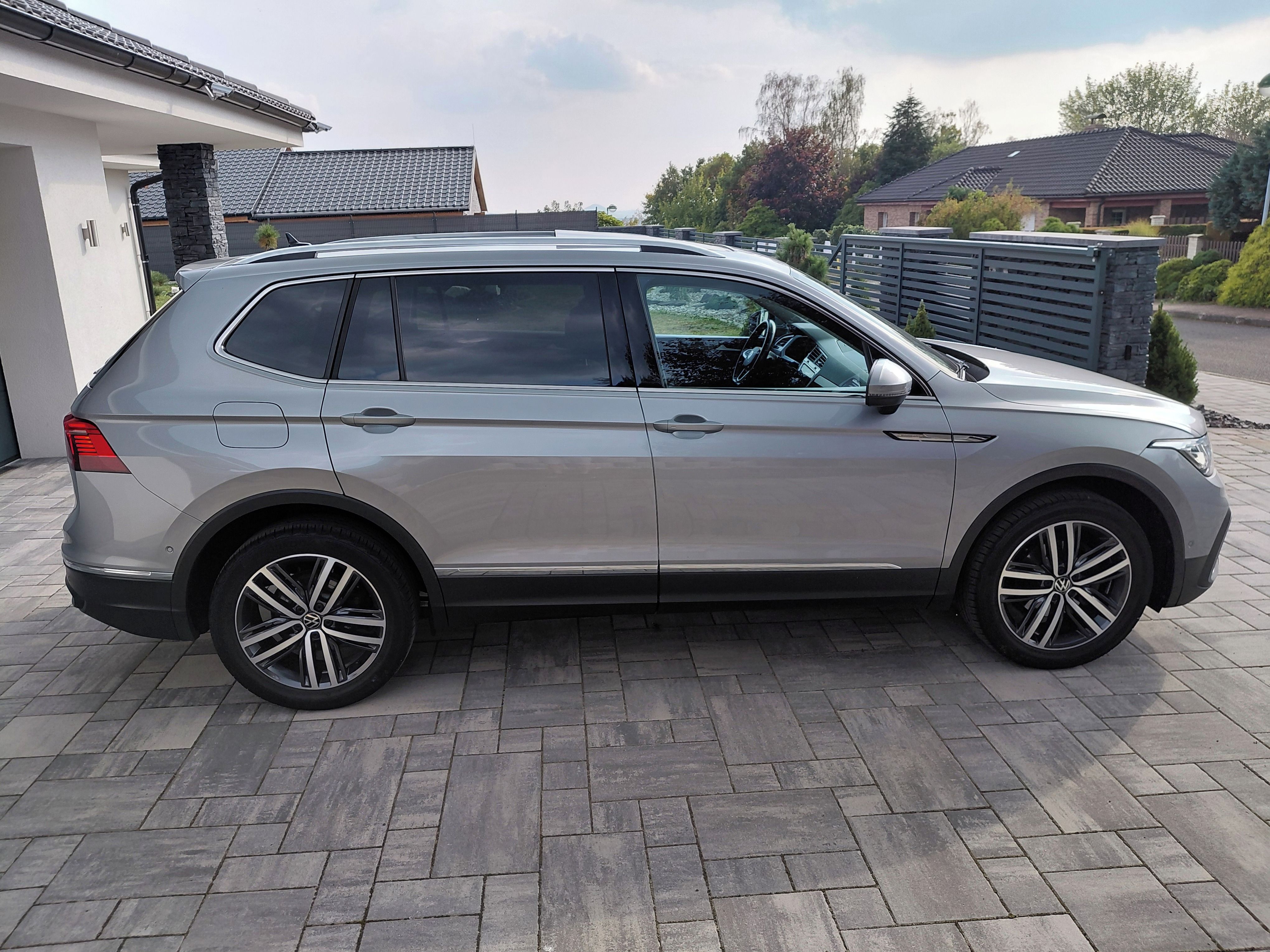 Volkswagen Tiguan Allspace, 2.0 tdi 110 kw, DSG, MATRIX - fotka 5