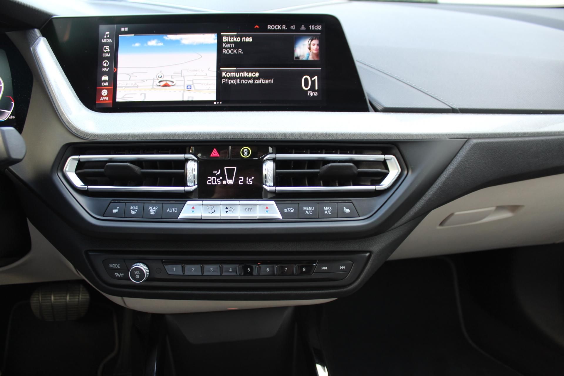 BMW Řada 2, 218i Gran Coupé - fotka 5