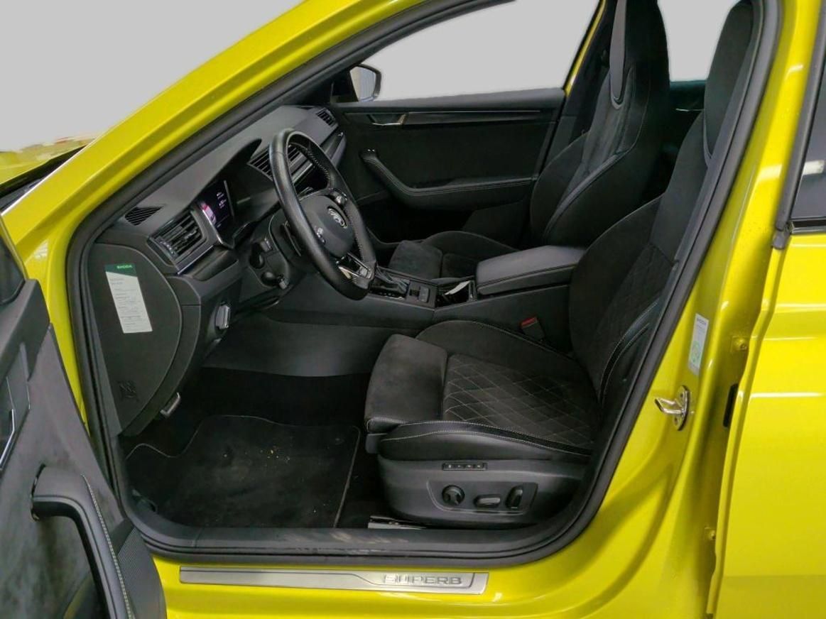 Škoda Superb, Combi Sportline 147kw DSG 4x4 - fotka 6