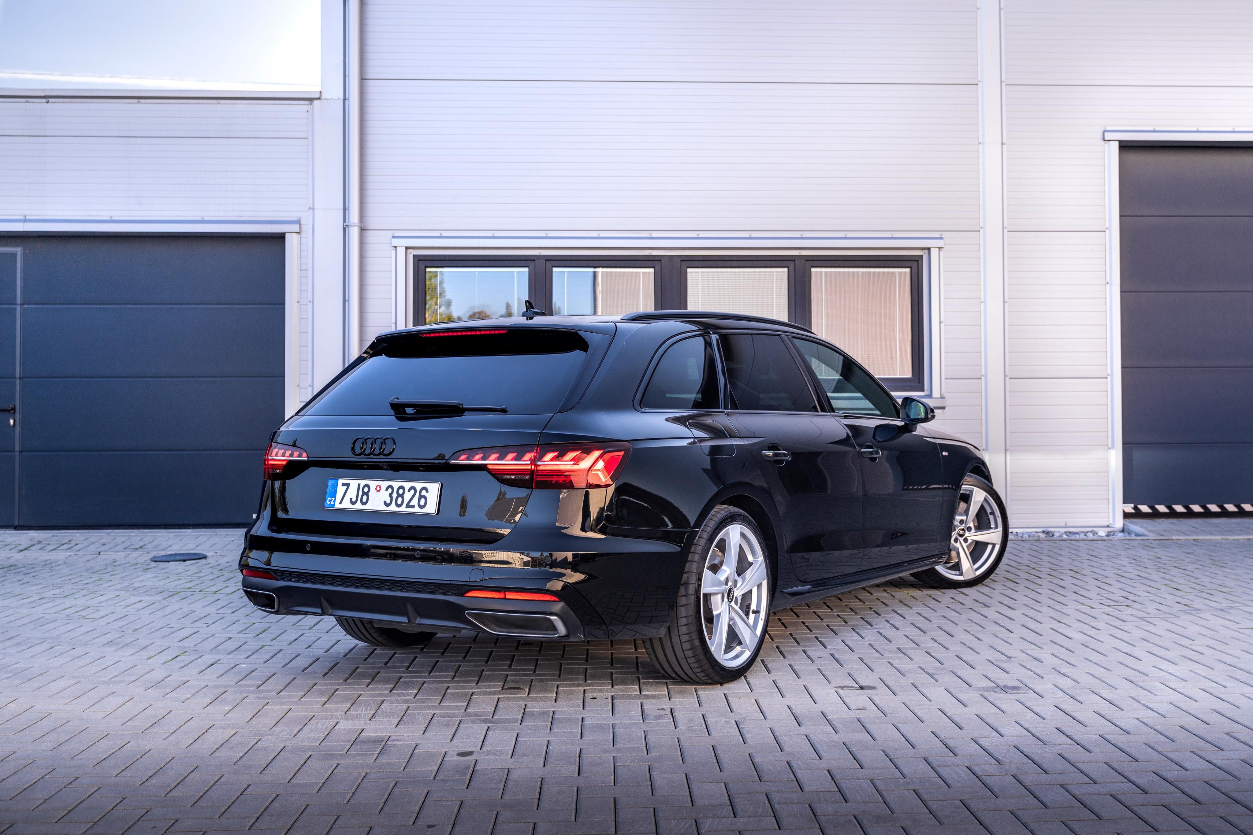 Audi A4 Avant, Audi A4 Avant 50 tdi 210ke - fotka 4