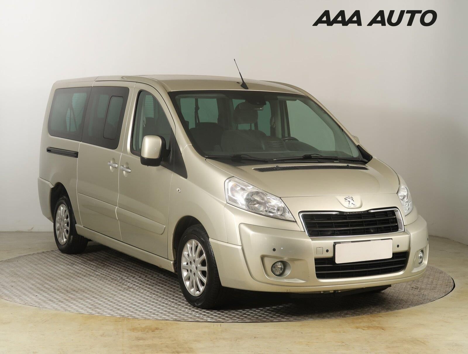 Peugeot Expert, 2.0 HDi, Bus, 8Míst, Klima, ČR