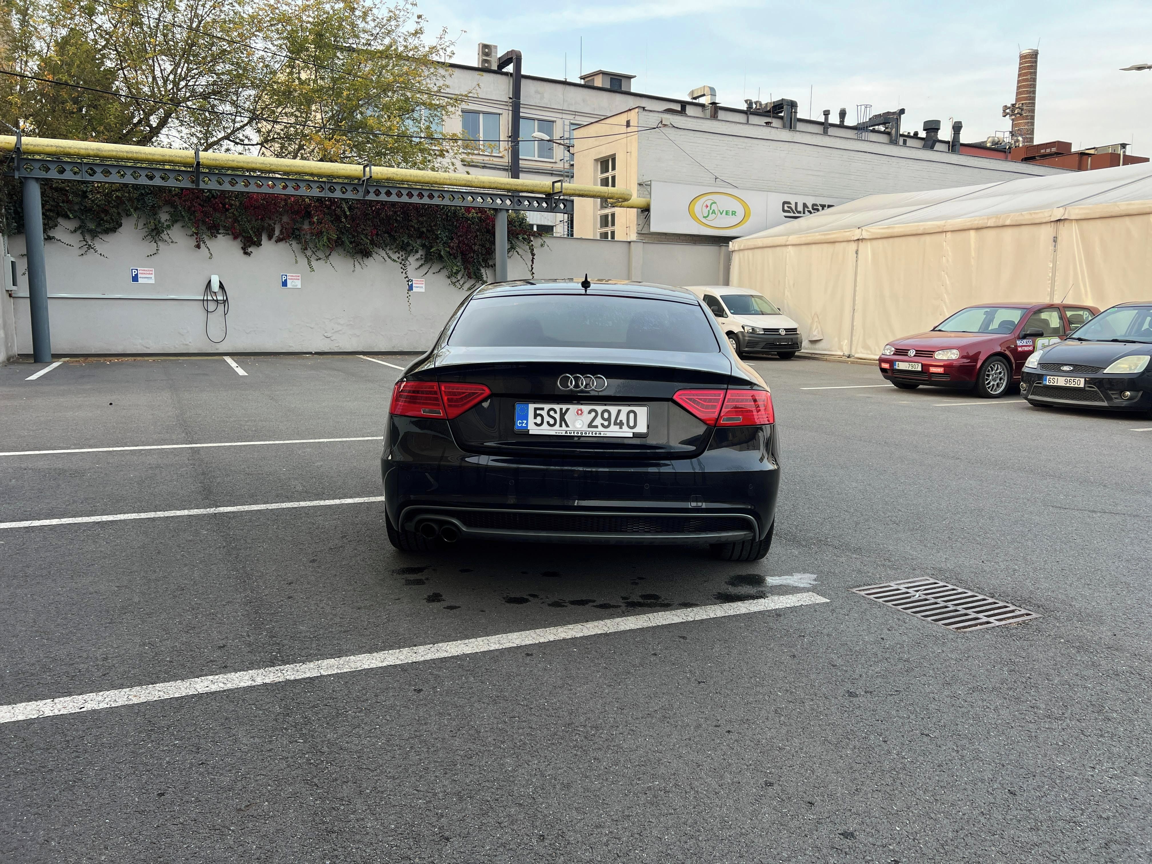 Audi A5, 2.0TDi, liftback, 3xS-line - fotka 4