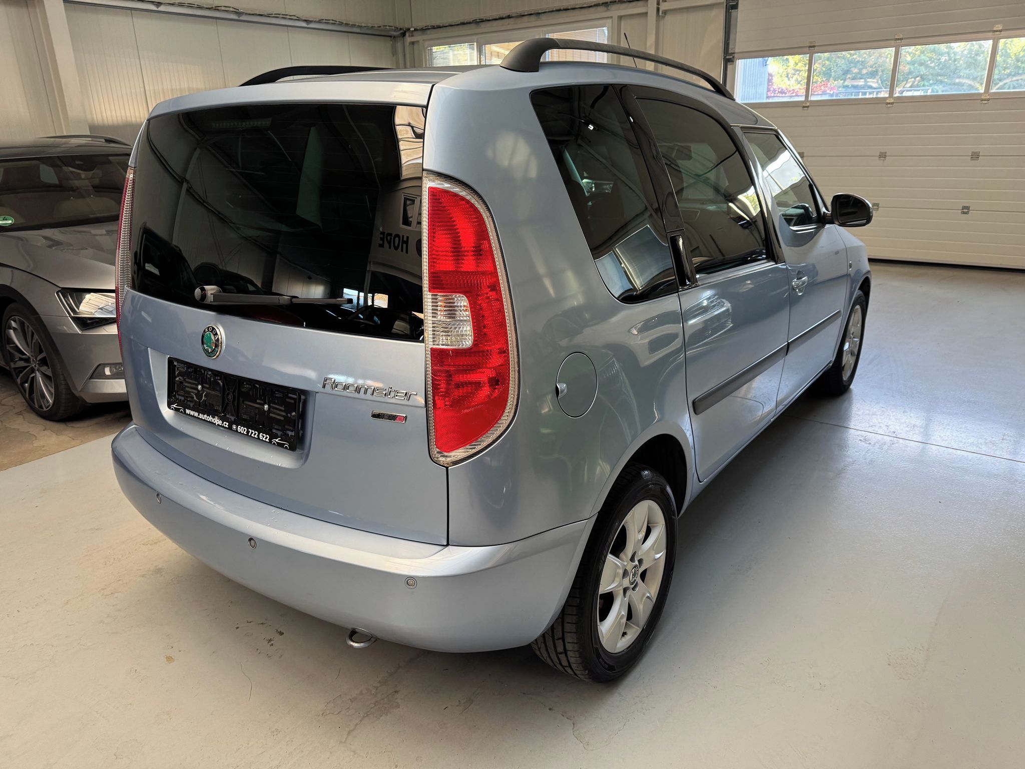 Škoda Roomster, 1.6i 16v Style - fotka 6