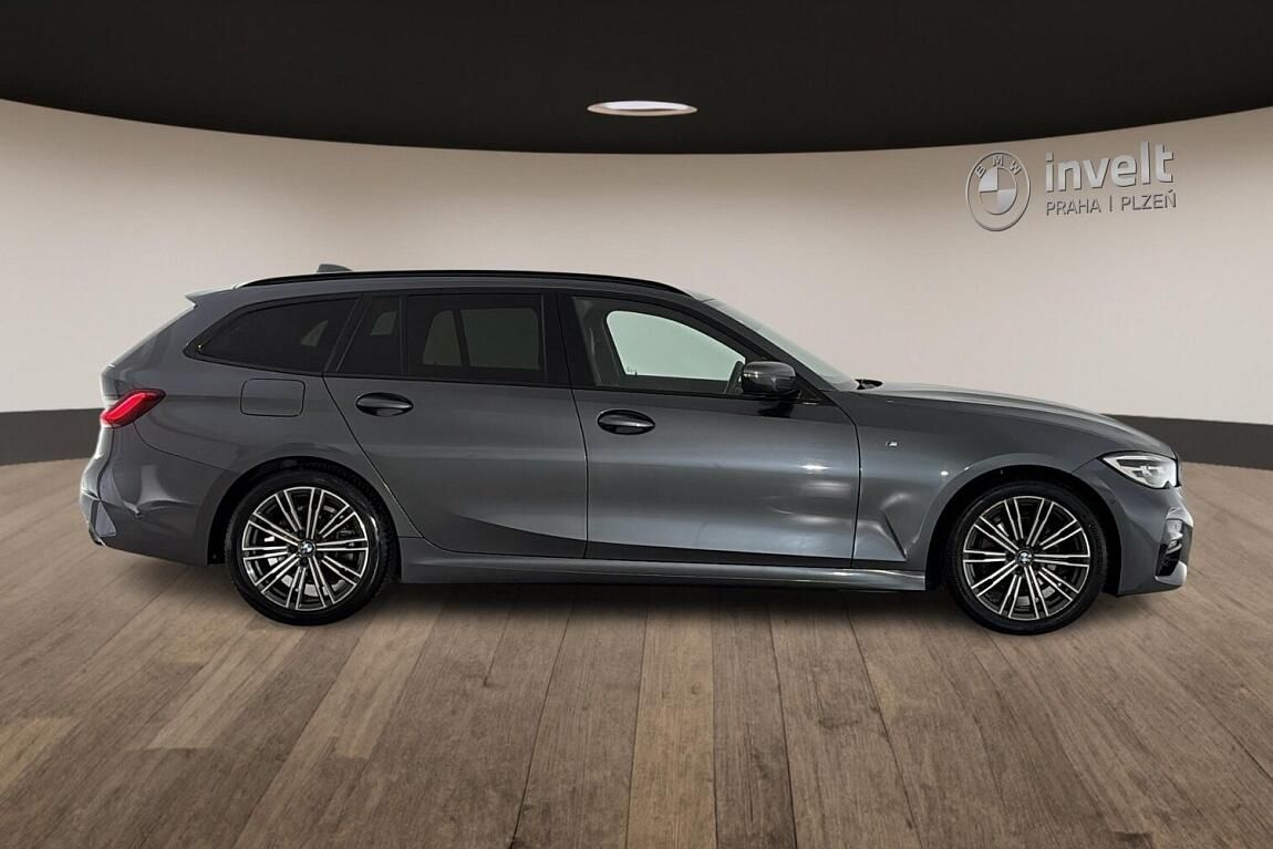 BMW Řada 3, 320d xDrive - fotka 2