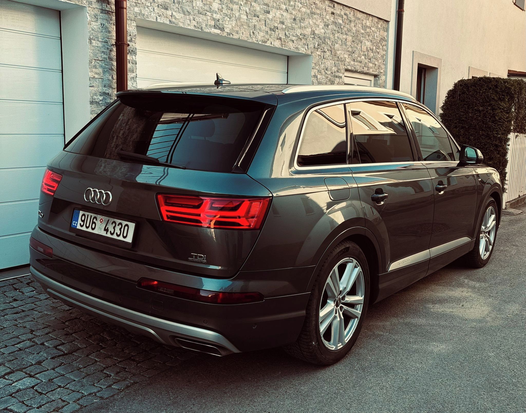 Audi Q7, 3.0 TDI S-line - fotka 4