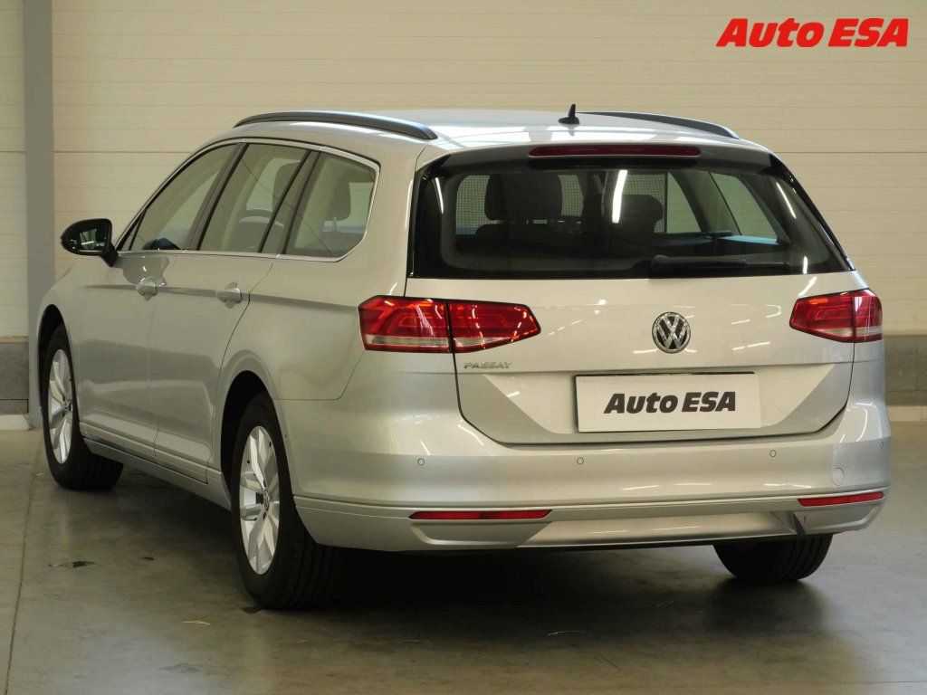 Volkswagen Passat, 2.0TDi - fotka 6