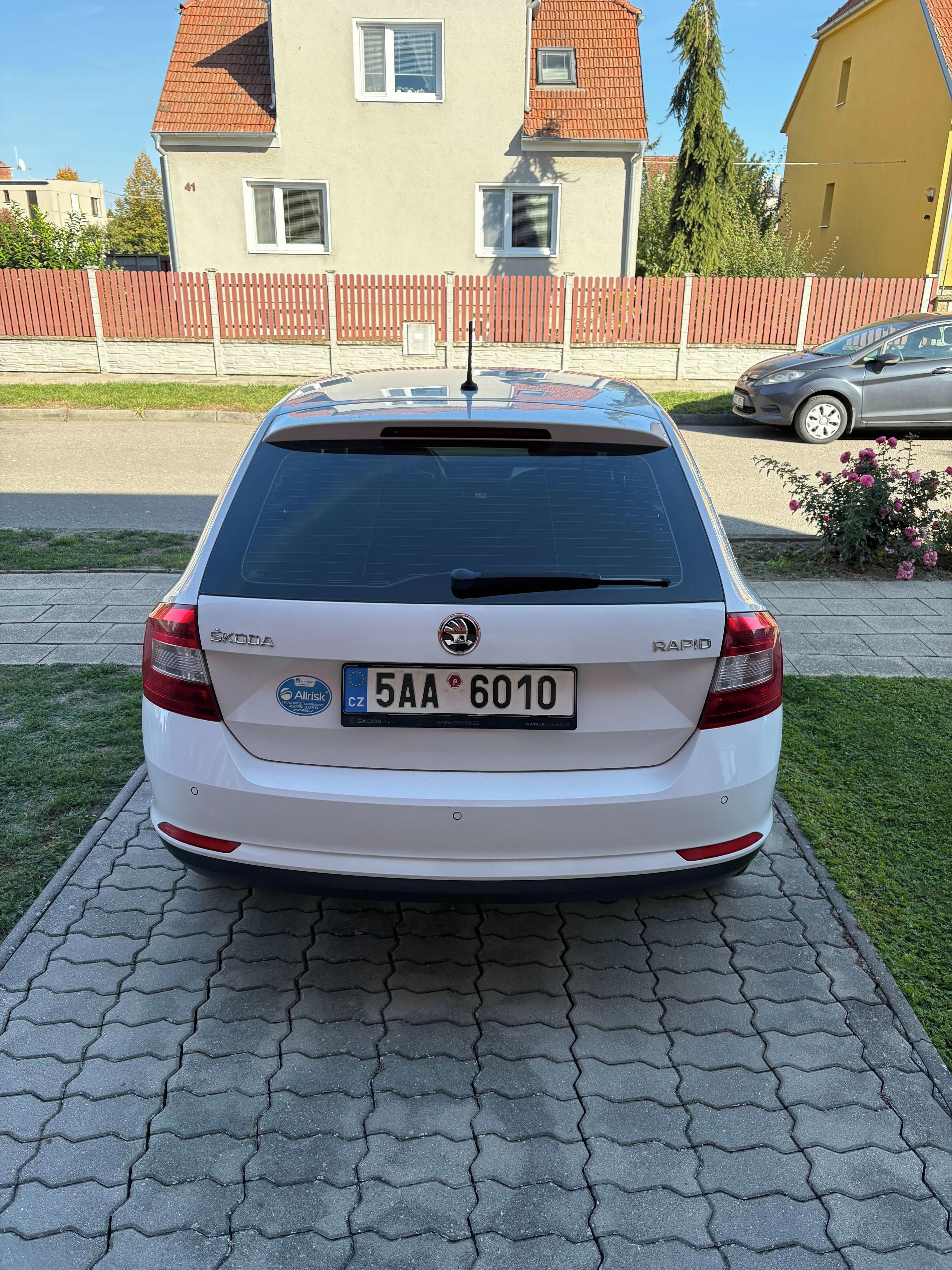 Škoda Rapid, Škoda Rapid Spaceback 1.6 TDI - fotka 5