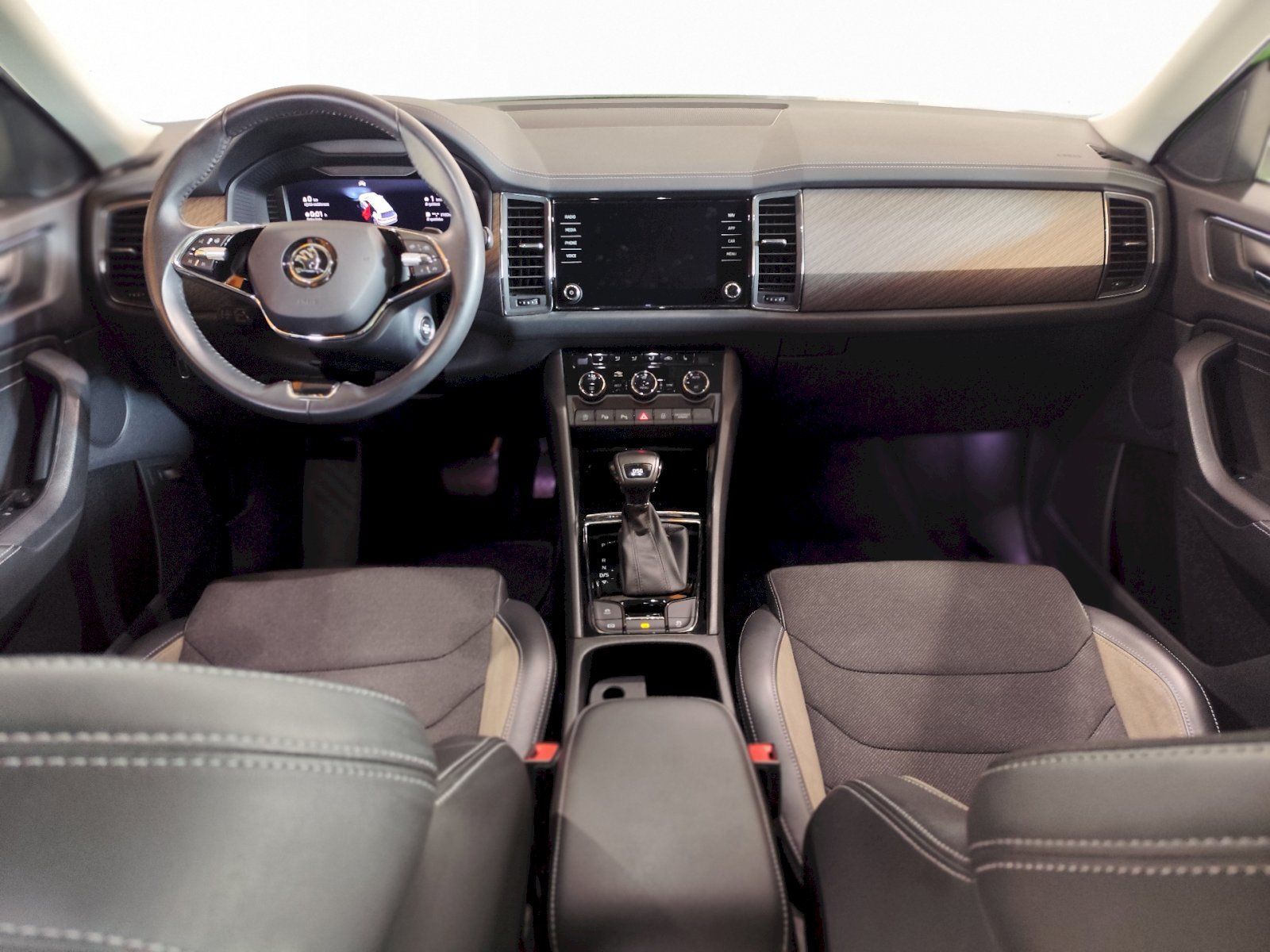 Škoda Kodiaq, KODIAQ STYLE PLUS 2.0 TDI CR 1 - fotka 5