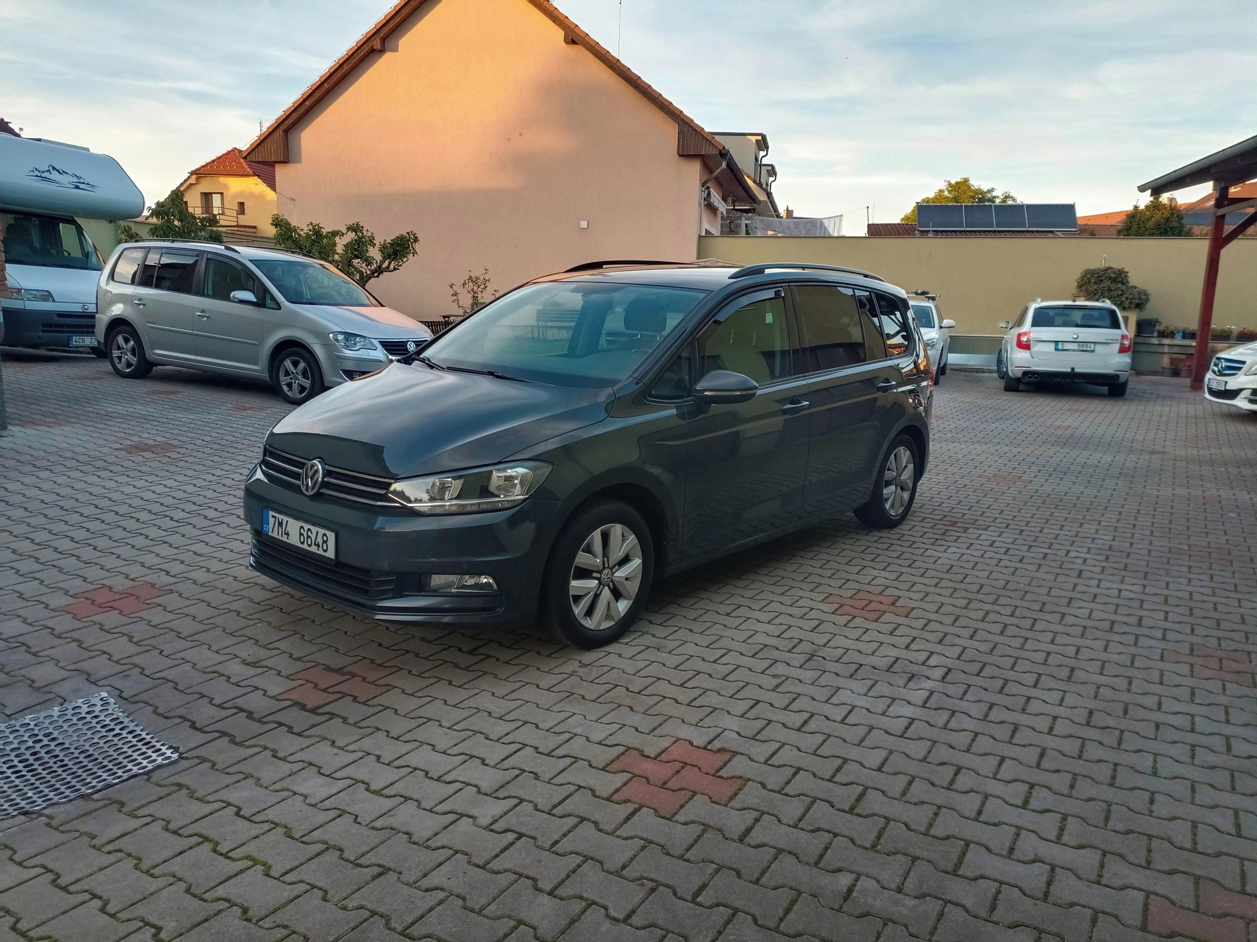 Volkswagen Touran, 1.6 Tdi 85 kW Comfortline - fotka 5