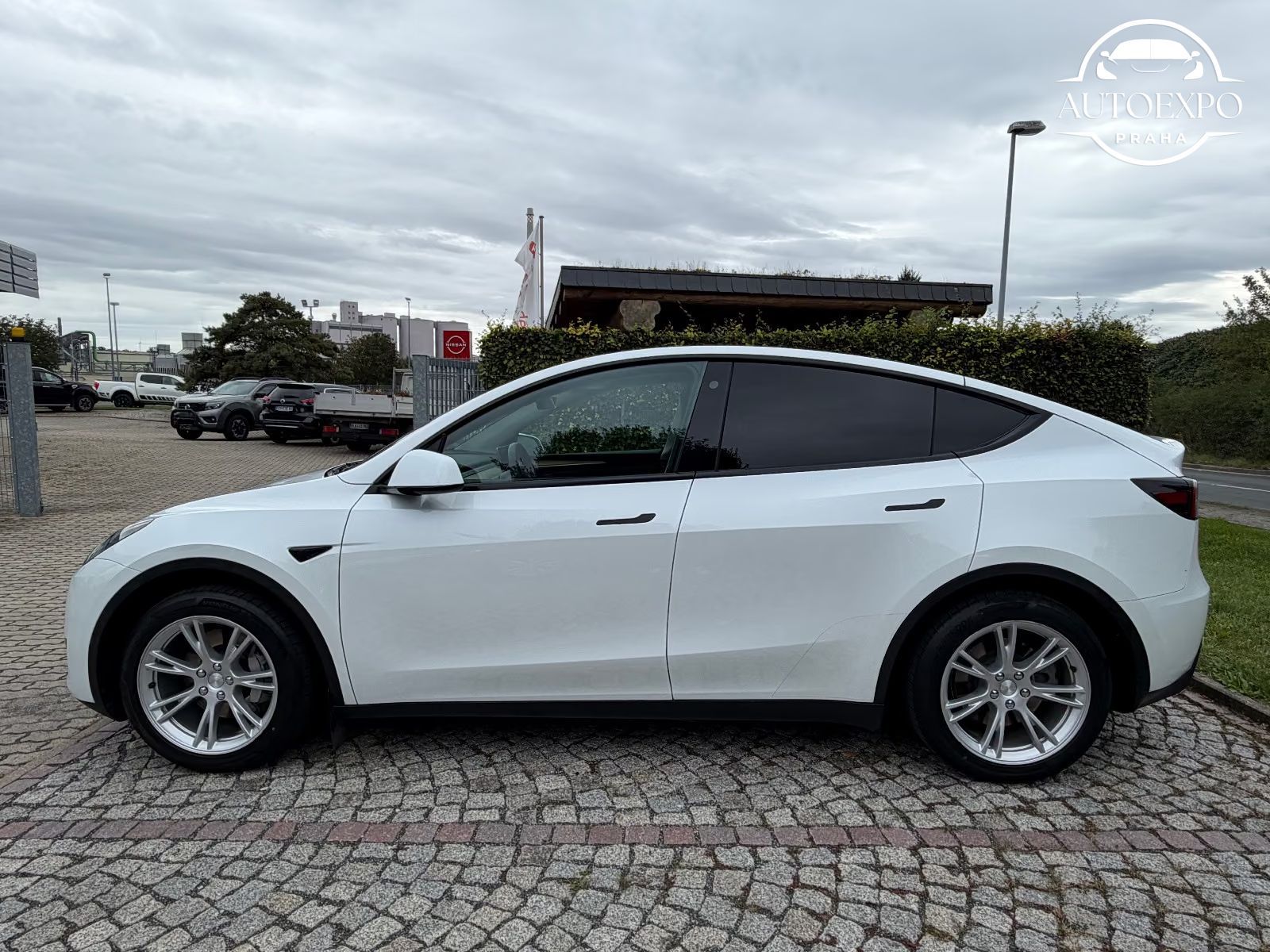 Tesla Model Y, SR RWD 93% SoH* - fotka 5