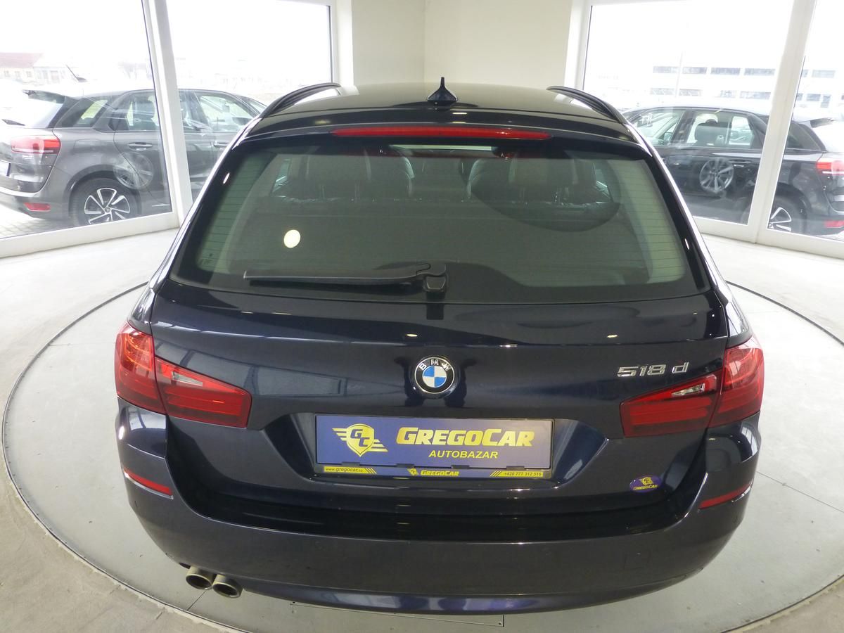BMW Řada 5, 520D-KAMERA*ALU**XENONY - fotka 6
