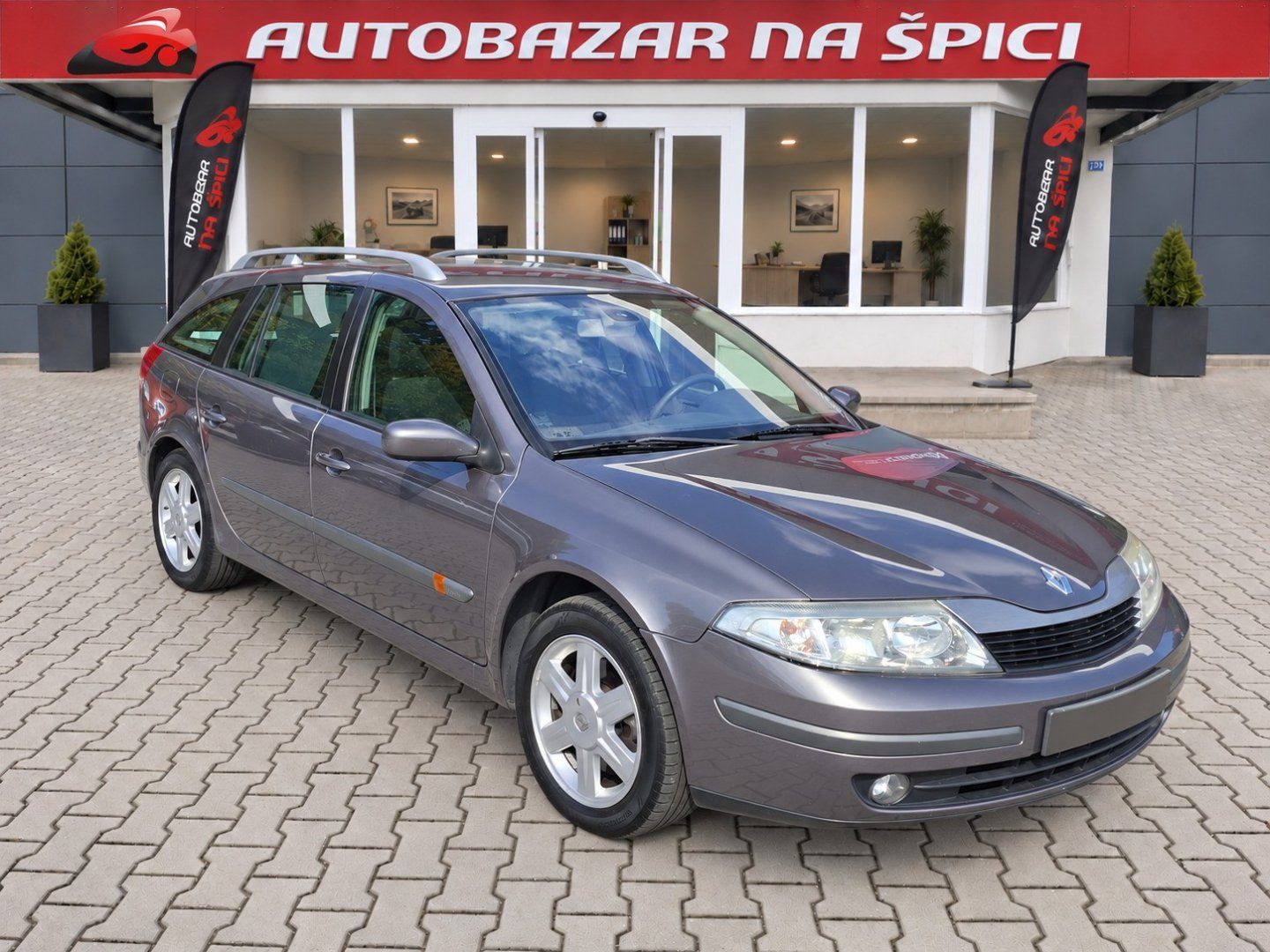 Renault Laguna, 1.9dCi 79kW - fotka 2