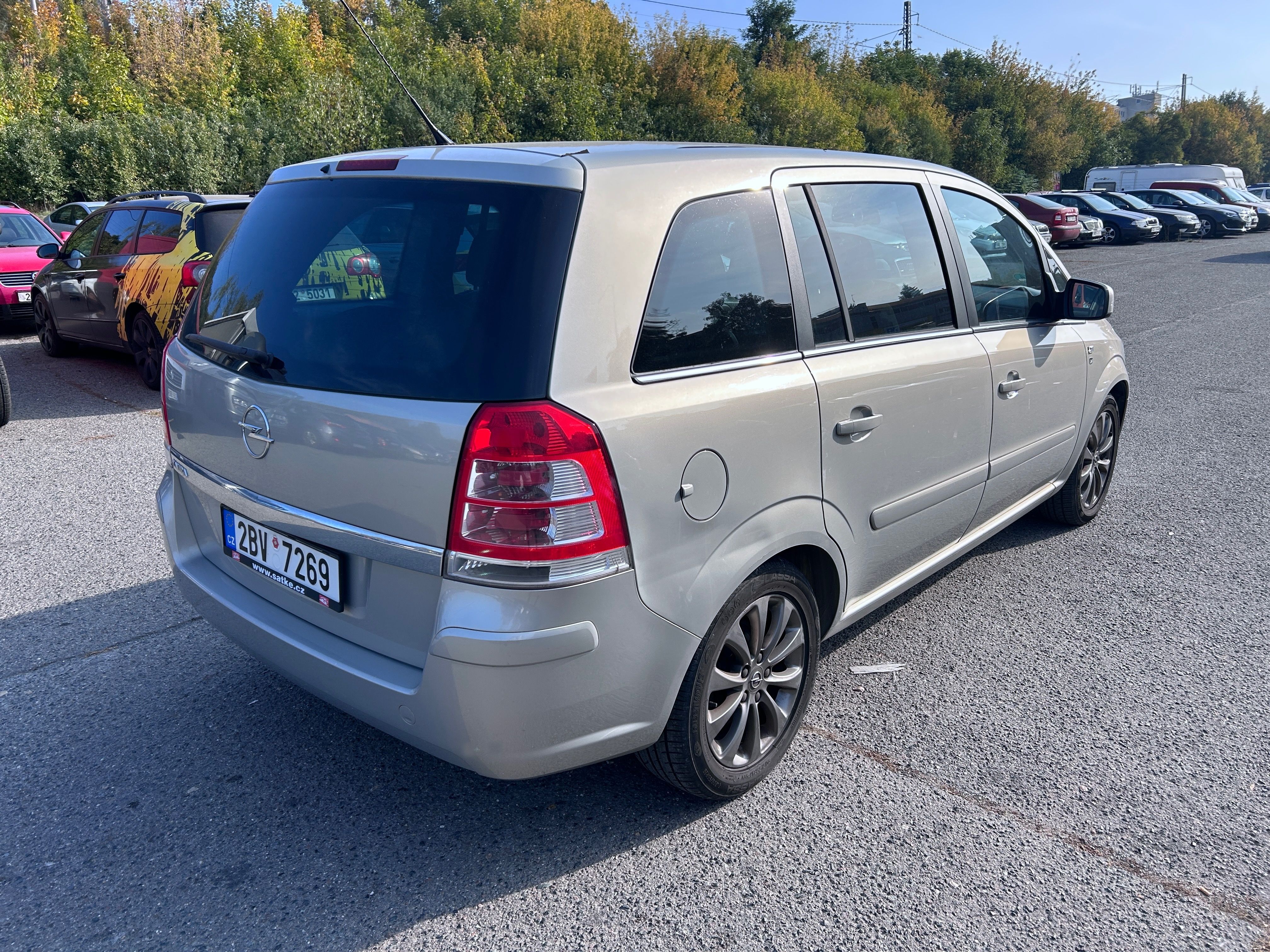 Opel Zafira, B 1,8 16V, 7 míst - fotka 5