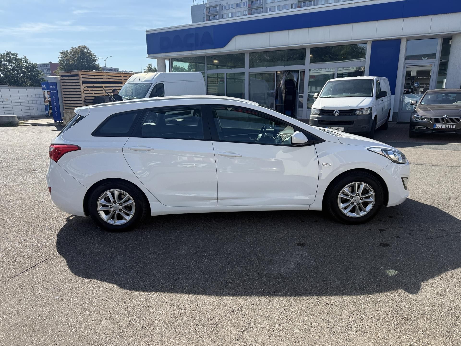 Hyundai i30, 1.6 88kW - fotka 5