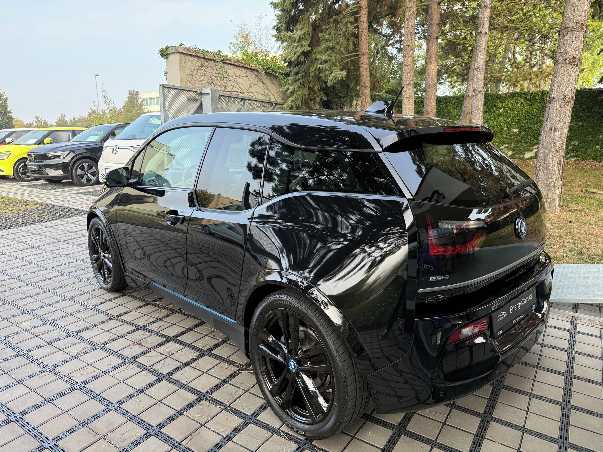 BMW i3, i3S 120Ah Kessy ACC Panorama - fotka 4