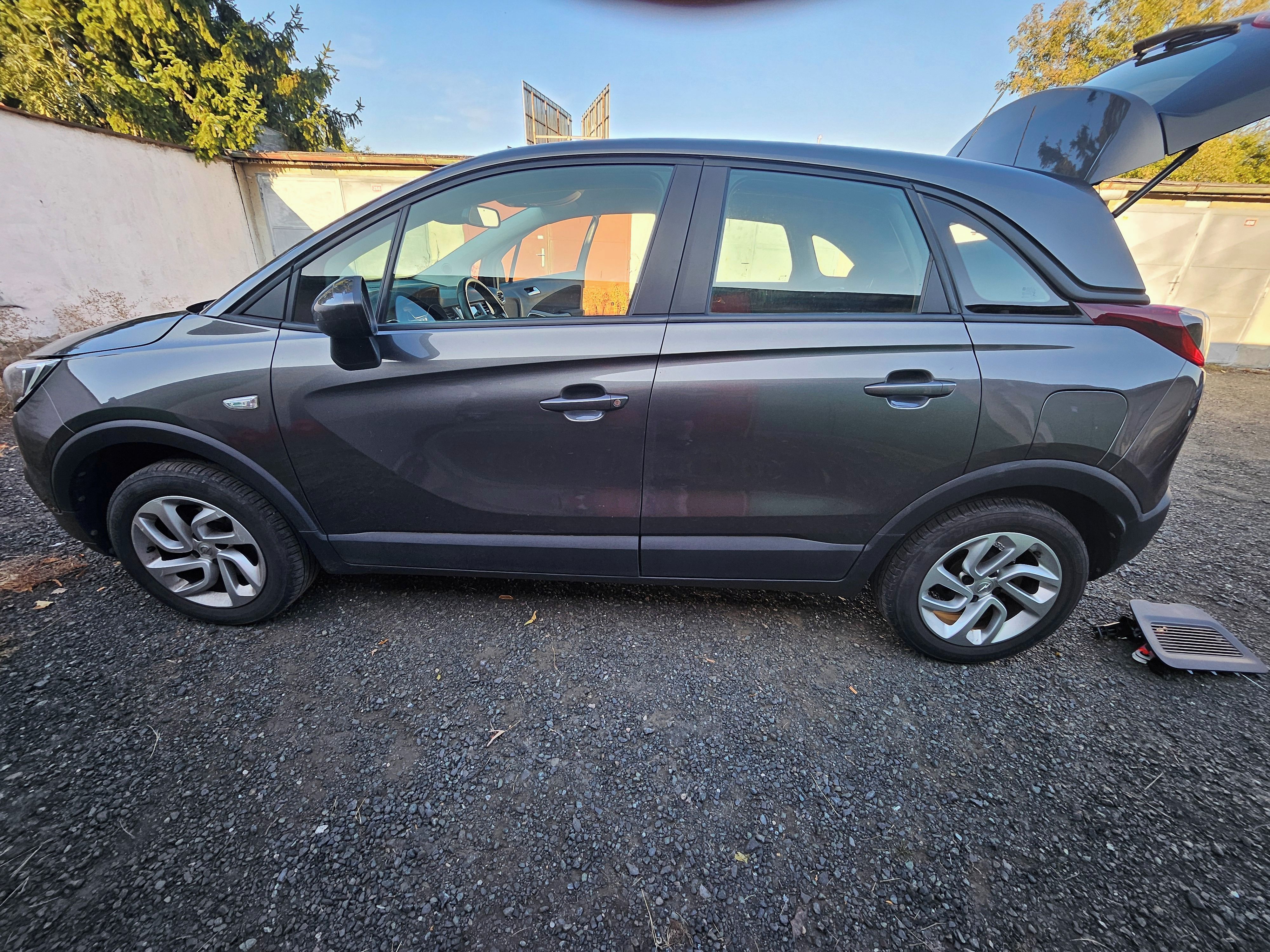 Opel Crossland X - fotka 5