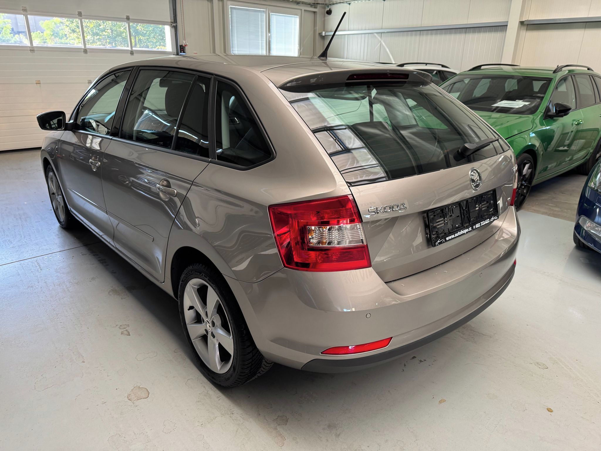 Škoda Rapid, SPB 1.4 TSI DSG Elegance - fotka 4