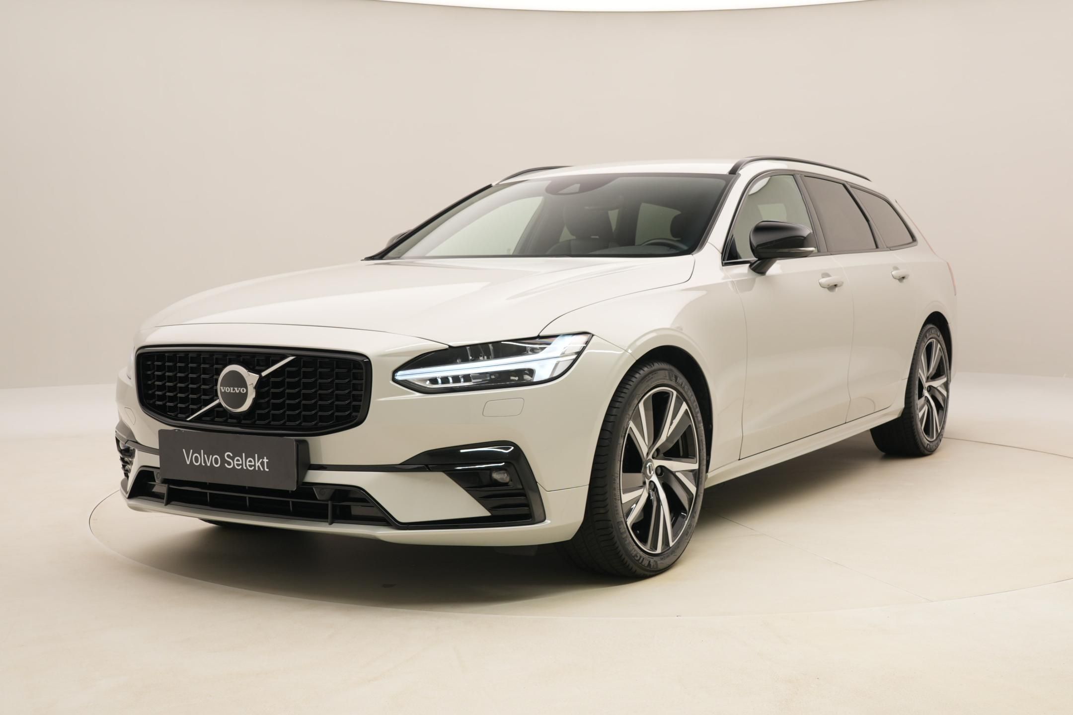Volvo V90, B5 AWD R-DESIGN AUT CZ