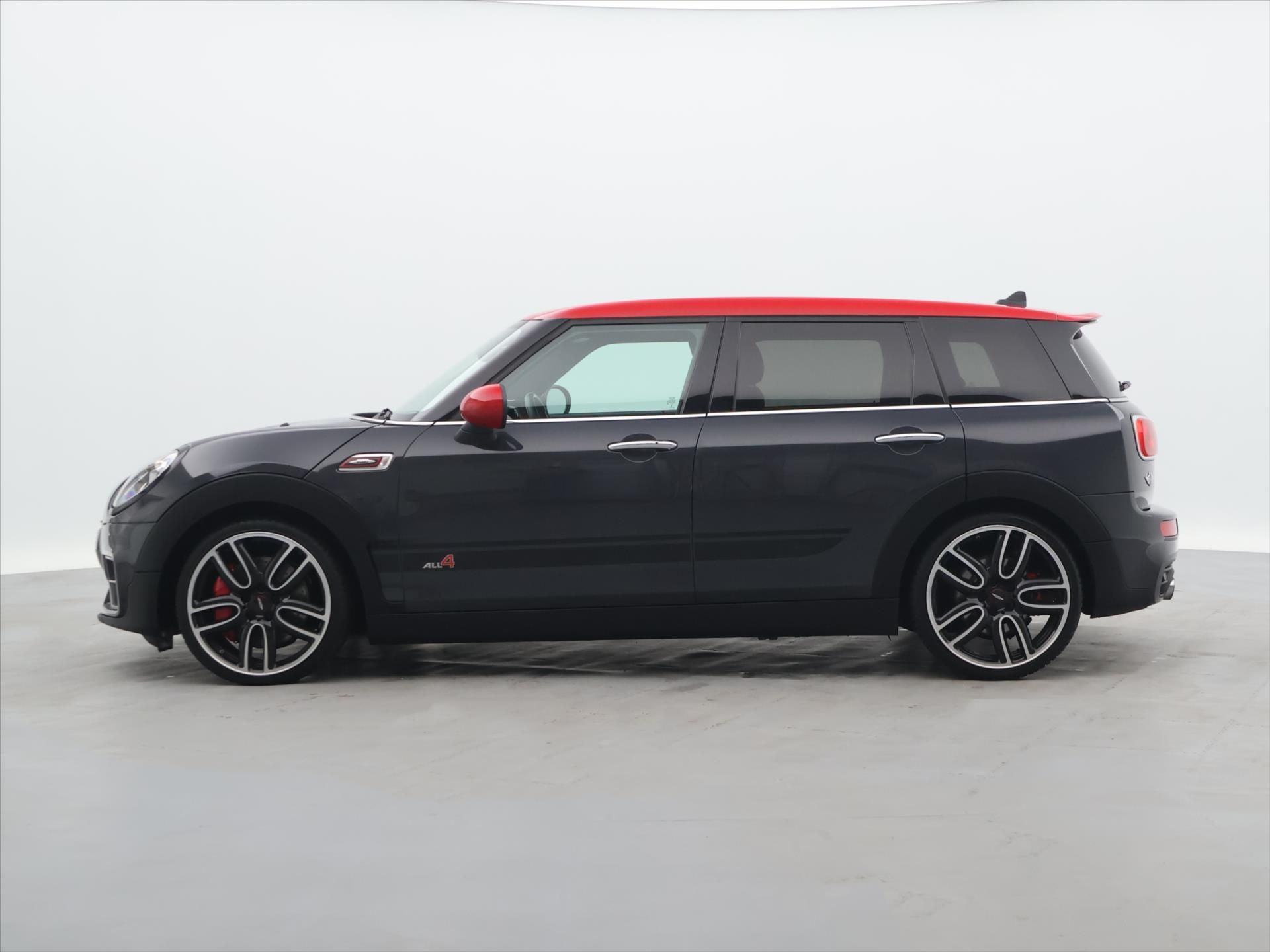 Mini Cooper, 2,0 JCW ALL4 170kW H&K Aut - fotka 4