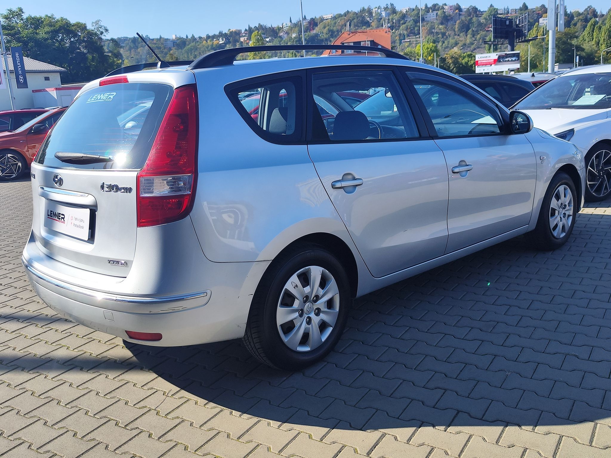 Hyundai i30, 1.6 CRDI/85kW Comfort - fotka 5