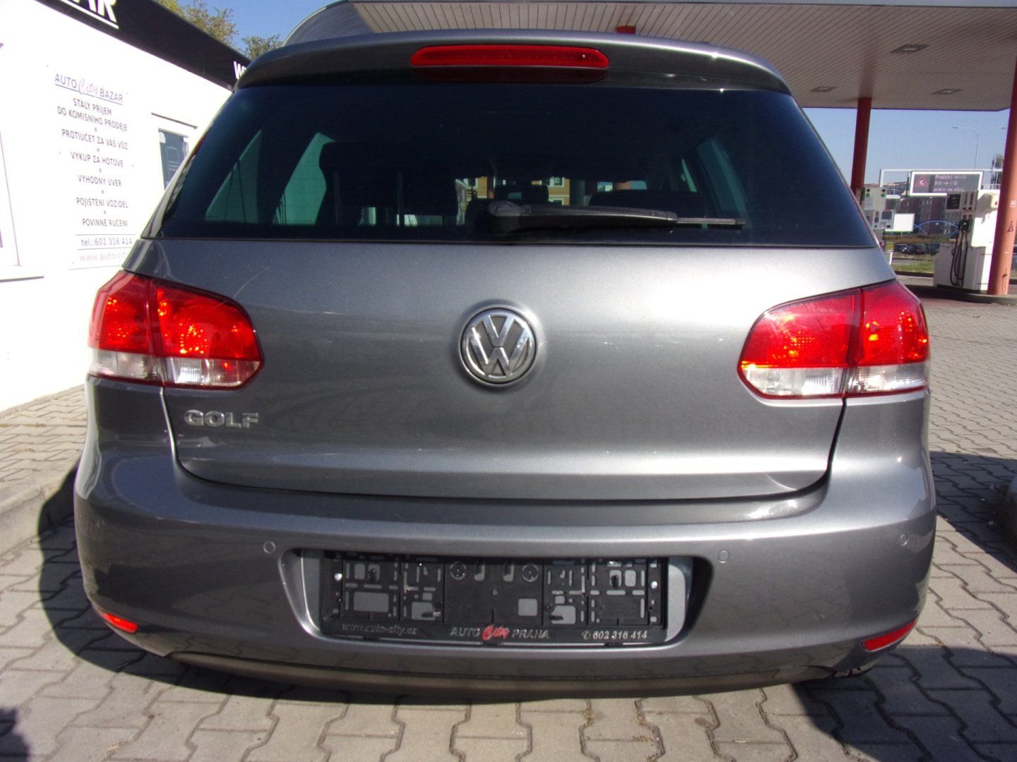 Volkswagen Golf, VI 1,2TSi Match Red line - fotka 6