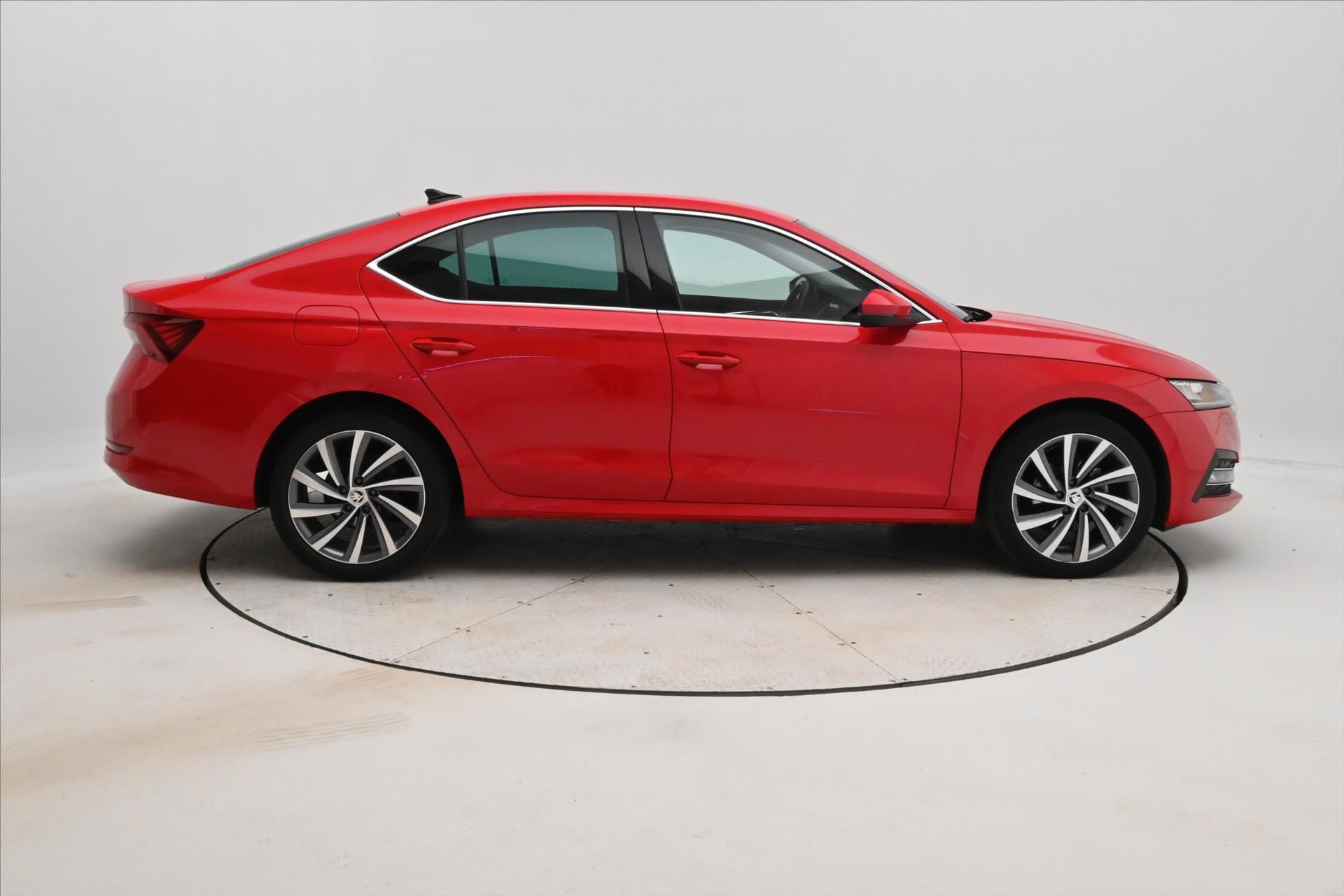 Škoda Octavia, 1,0 TSI e-TEC 81kW DSG Style Z - fotka 4