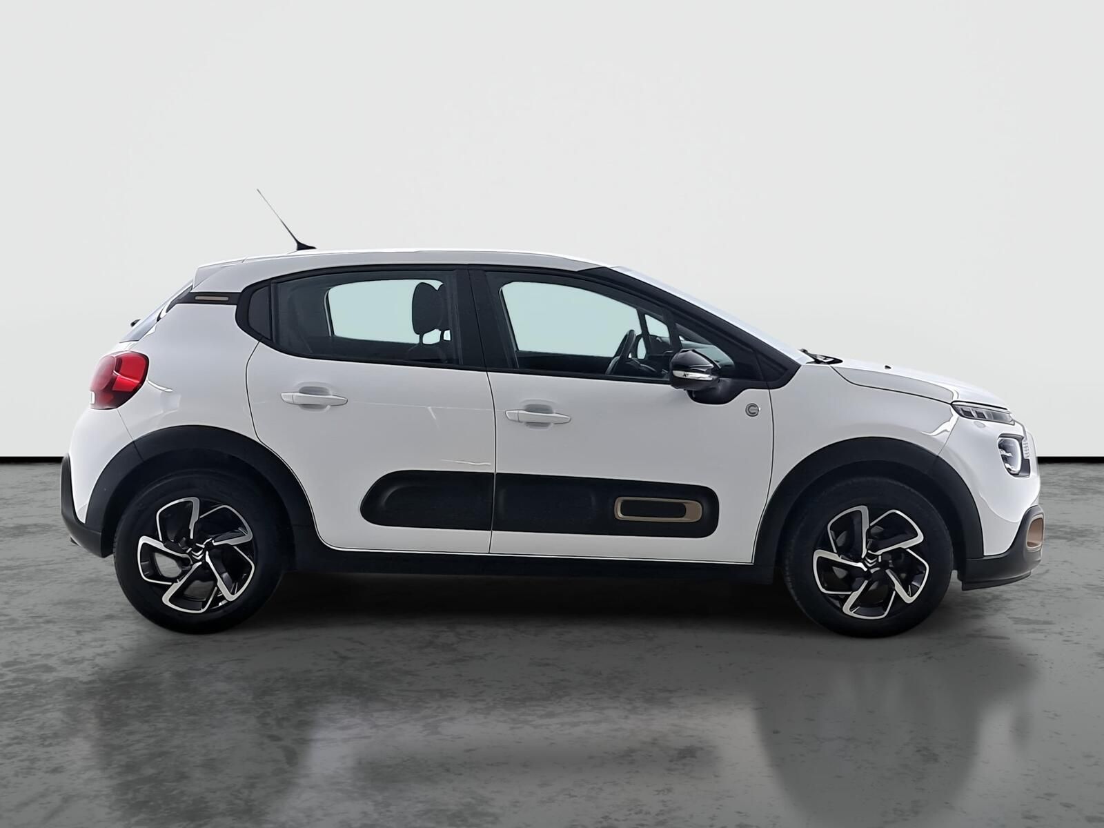 Citroën C3, 1.2 PureTech, Záruka, ČR,1.maj - fotka 6