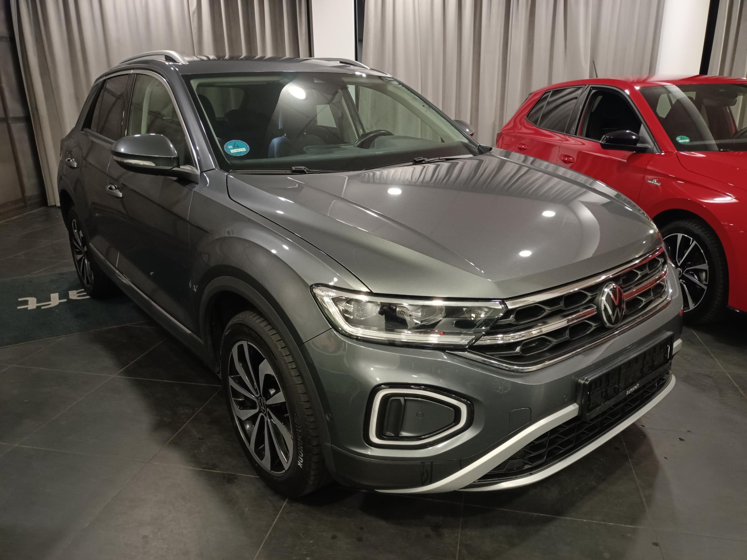 Volkswagen T-Roc, Style 1.5 TSI DSG / Tažné