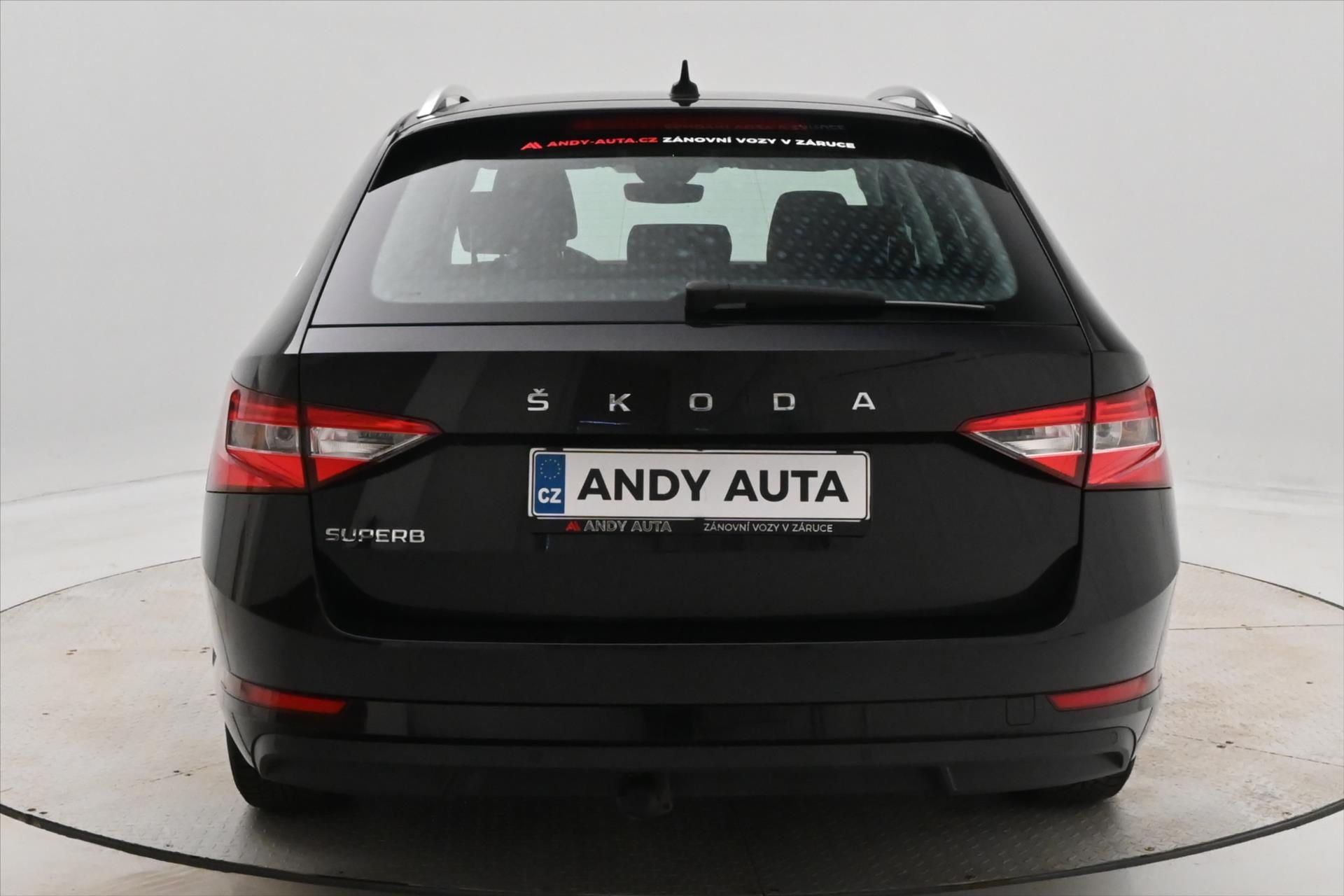 Škoda Superb, 2,0 TDI 110kW DSG Style Záruka - fotka 6