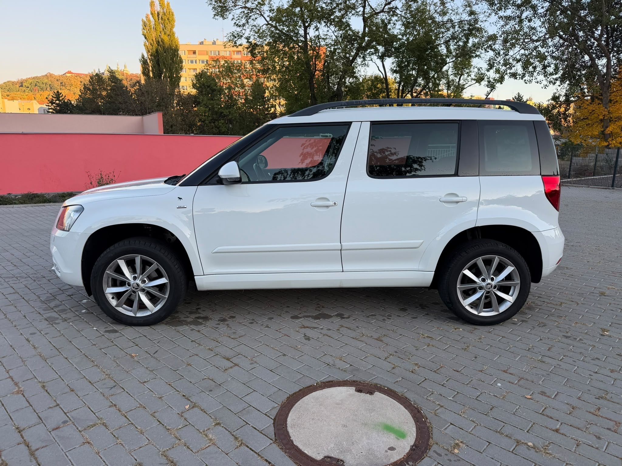 Škoda Yeti, DRIVE 2.0 TDI 110 kW 4x4 DSG - fotka 6