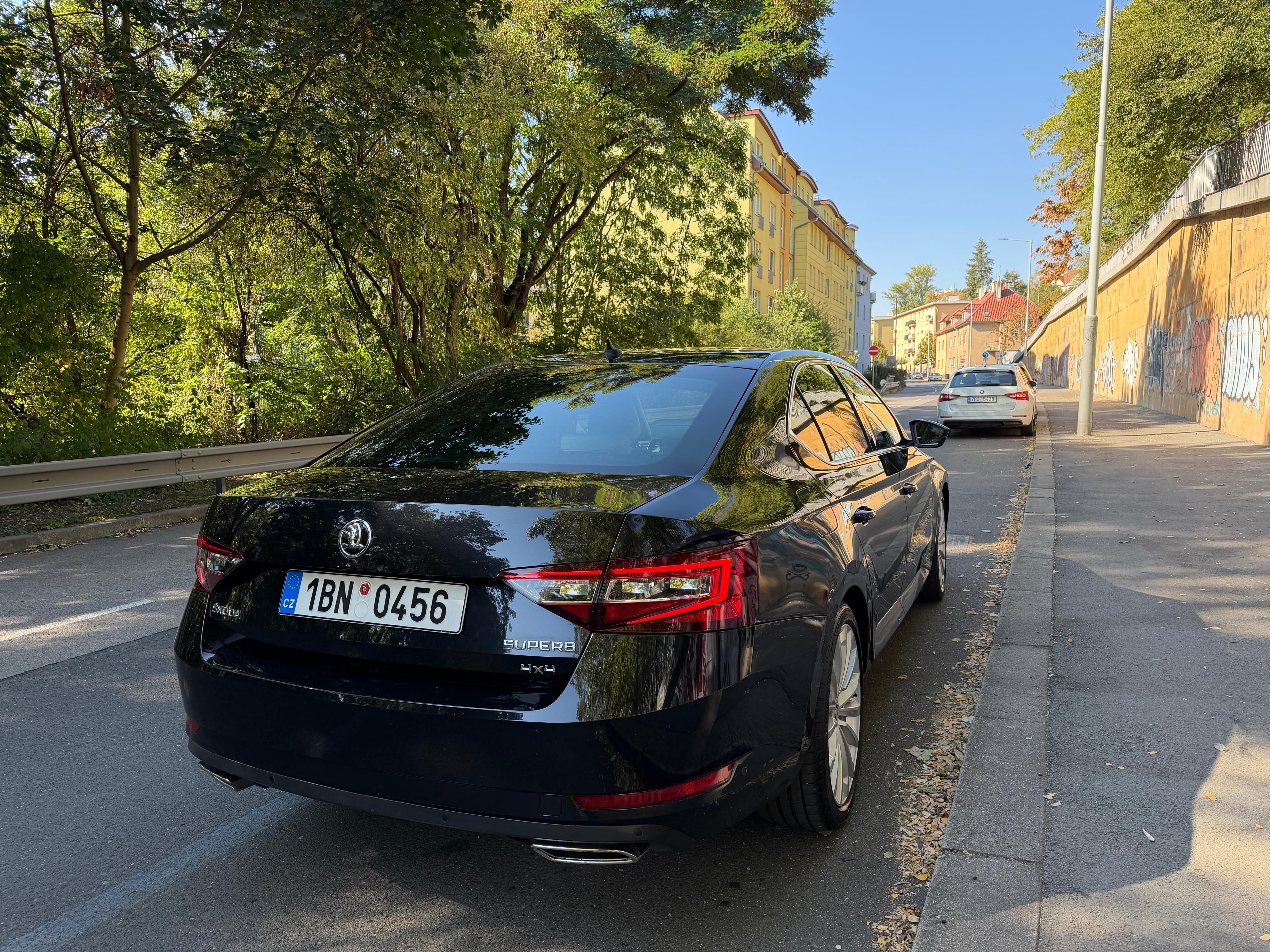 Škoda Superb, L&K 206kw ČR DSG WEBASTO - fotka 3