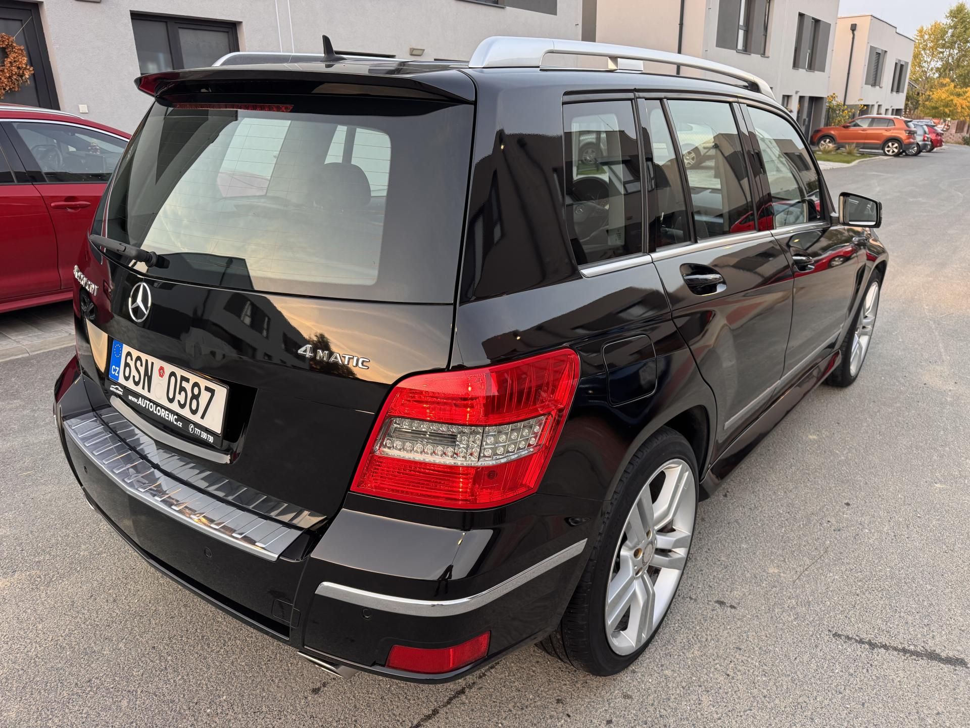 Mercedes-Benz GLK, 220CDI 125Kw 4Matic - fotka 4