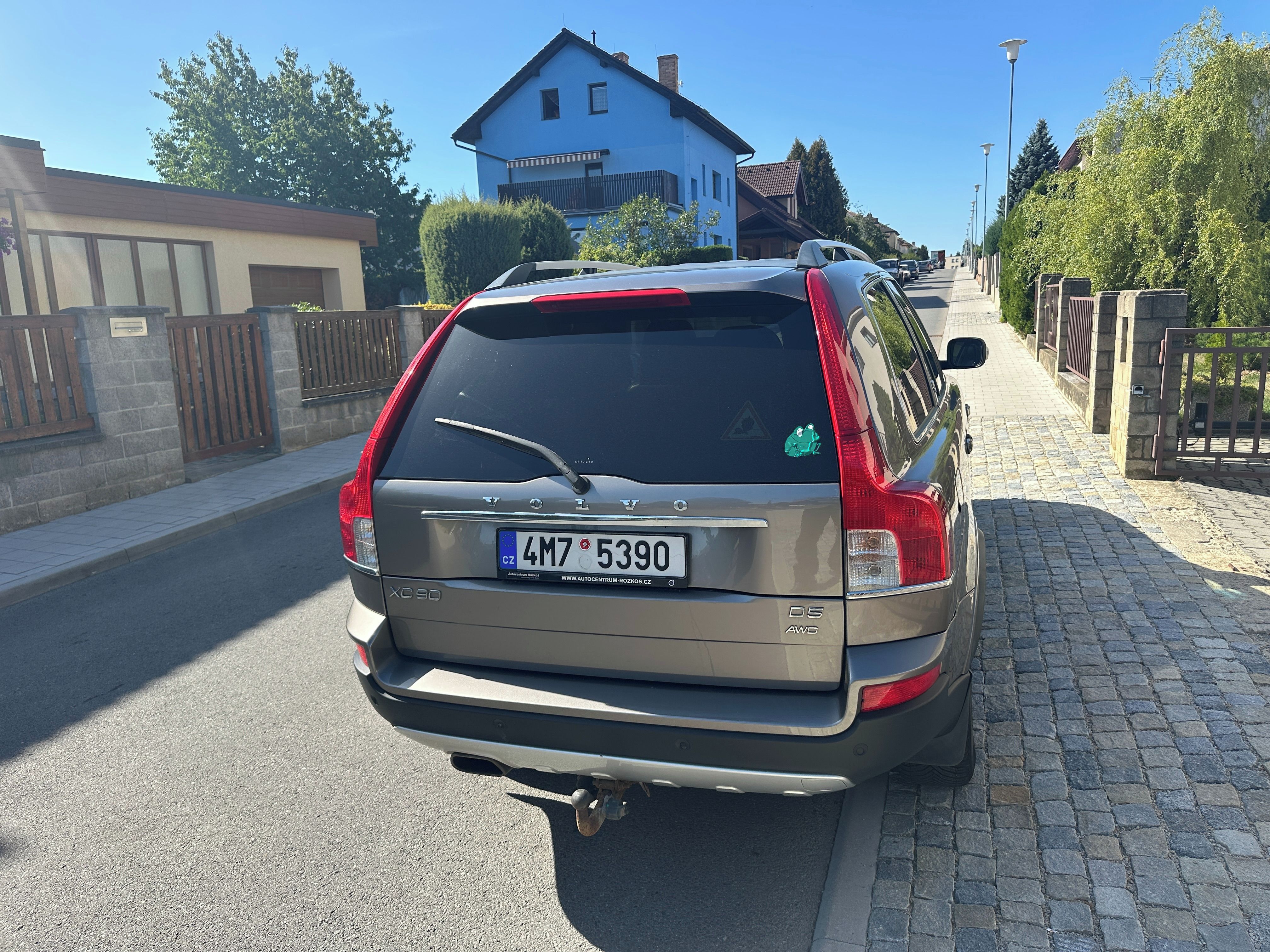 Volvo XC90, D5 AWD EXECUTIVE - fotka 5