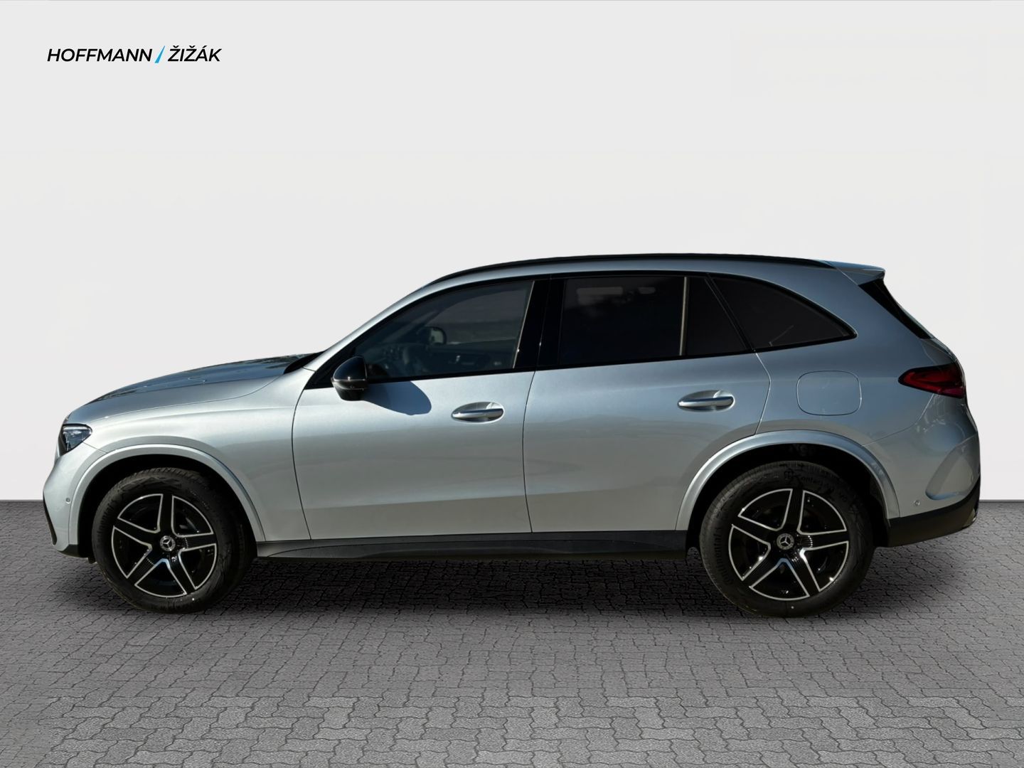 Mercedes-Benz GLC, 300 de 4MATIC - fotka 6