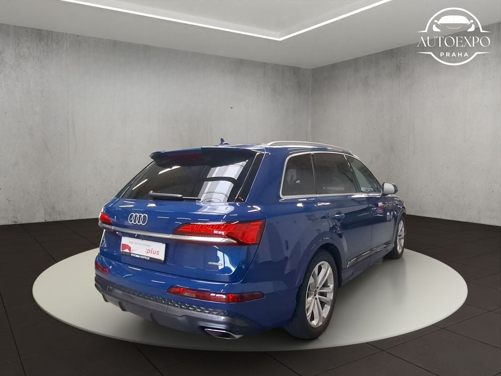 Audi Q7, SUV S line TFSI quattro 250 kW - fotka 6