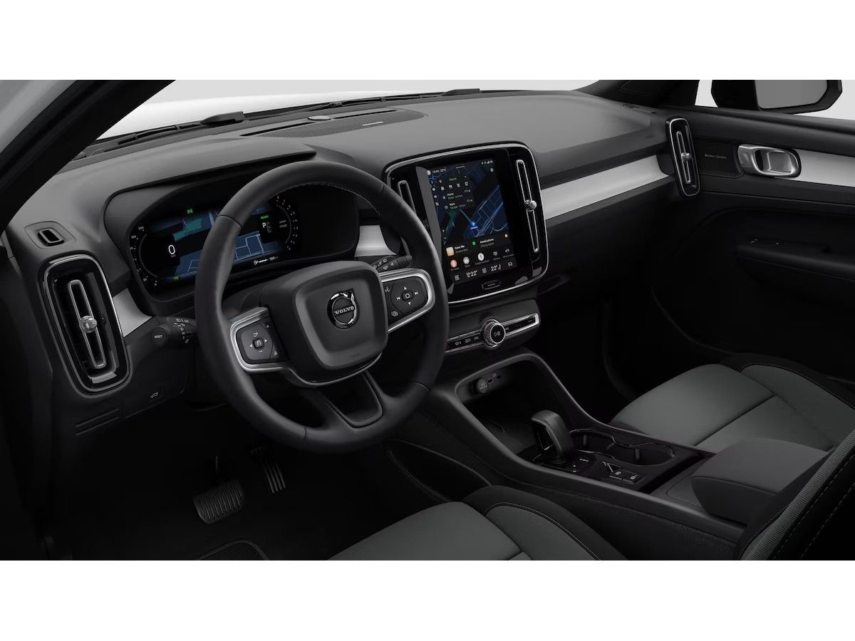 Volvo XC40, 2.0B3 120kW PLUS DARK - fotka 3