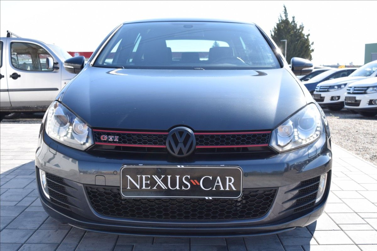 Volkswagen Golf, 2,0 GTI 6 PO SERVISE AUTOMAT - fotka 2