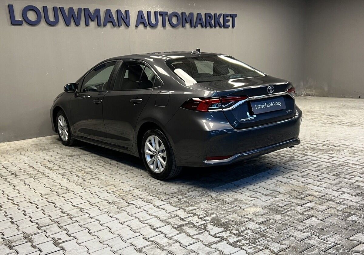 Toyota Corolla, 1,8 Hybrid AT Comfort - fotka 3