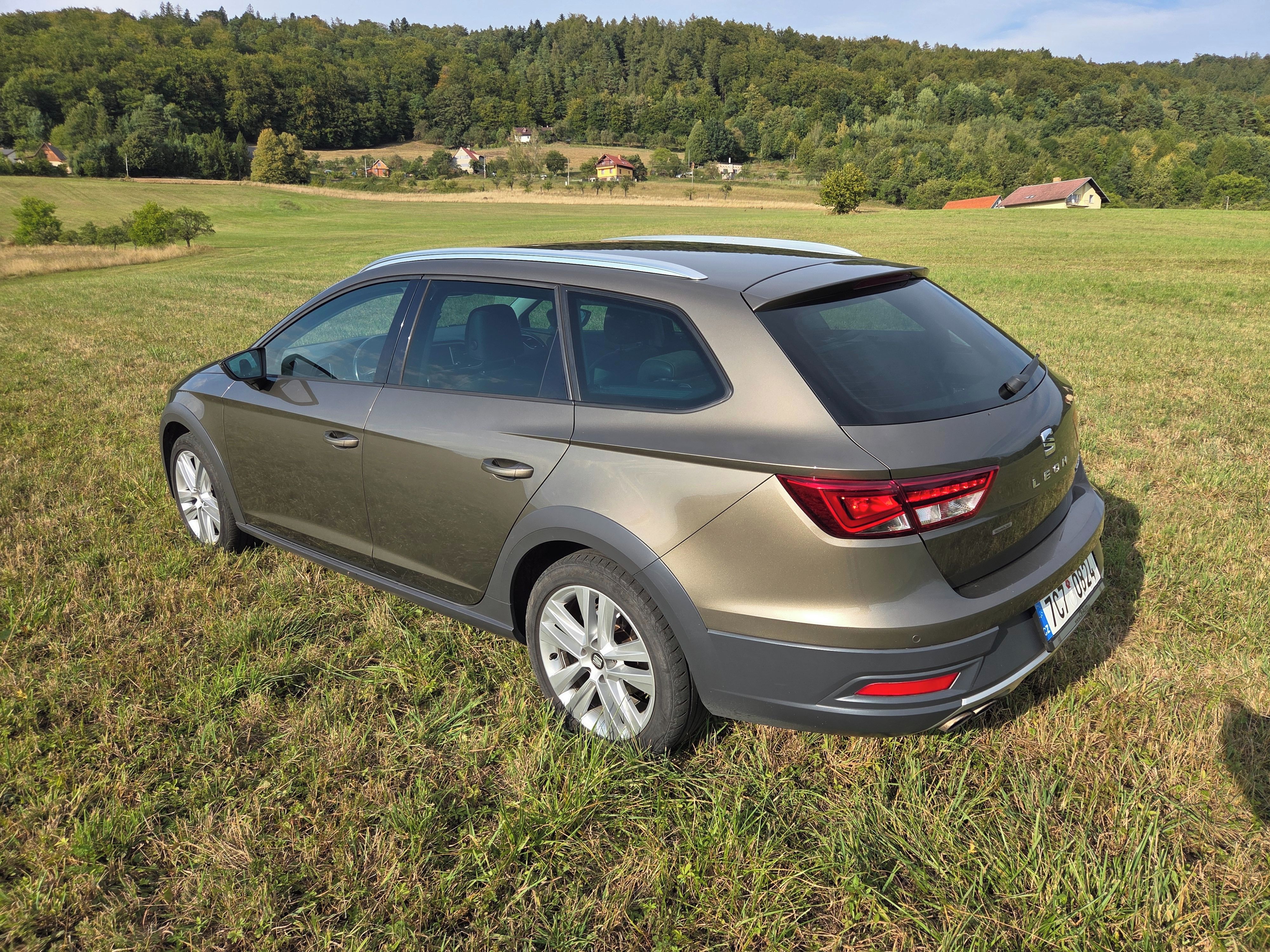 Seat Leon, Seat Leon 2.0 TDI X-perience - fotka 6