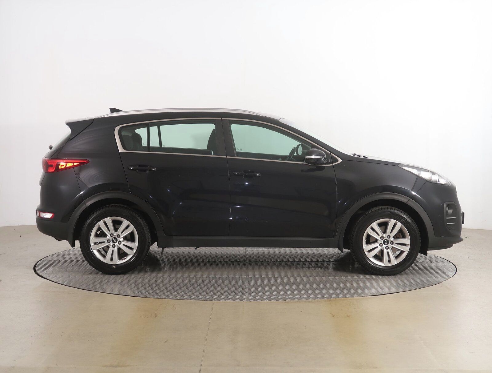 Kia Sportage, 1.6 GDI, Serv.kniha - fotka 6