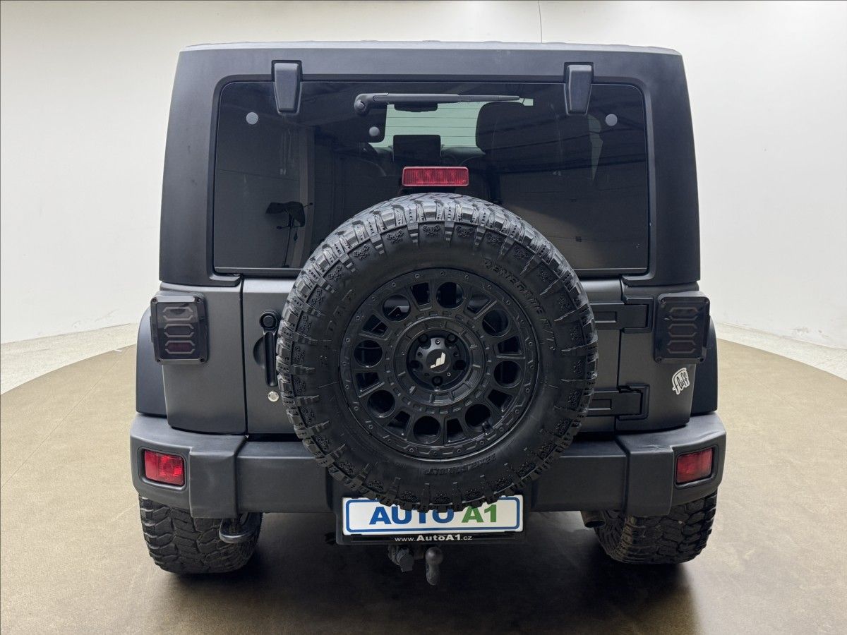 Jeep Wrangler, 3,6 209kW AT PENTASTAR SERVIS - fotka 5