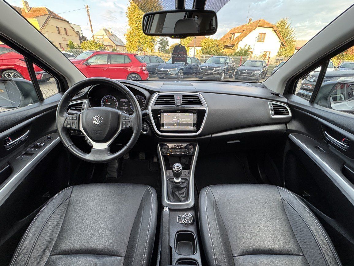 Suzuki SX4 S-Cross, 1.4i BoosterJet AWD LED Navi - fotka 6