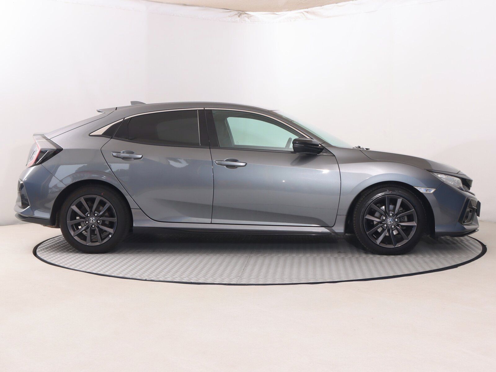 Honda Civic, 1.0 VTEC Turbo, Automat - fotka 6