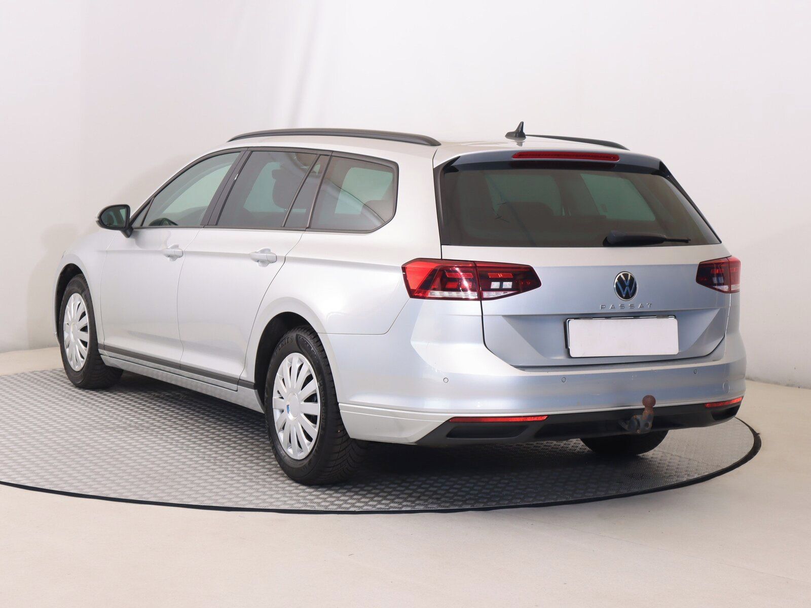 Volkswagen Passat, 2.0 TDI, Business, Automat - fotka 4