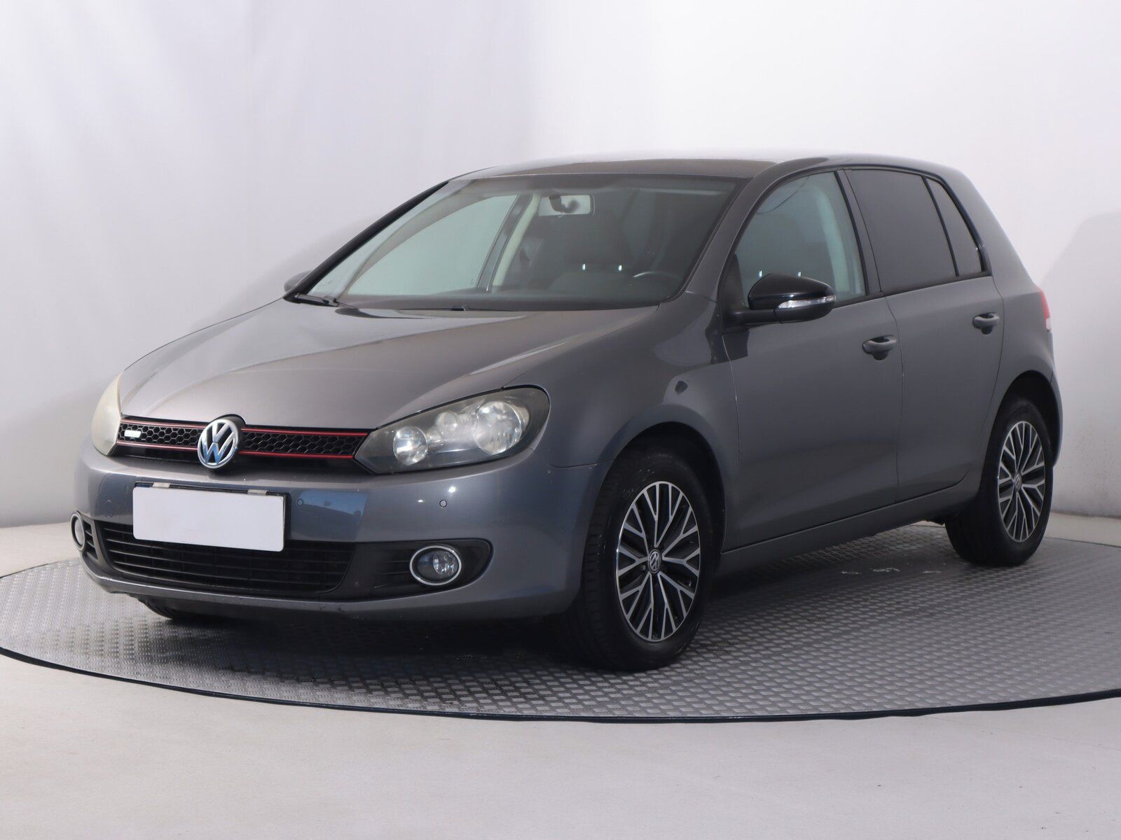 Volkswagen Golf, 1.4 TSI - fotka 2