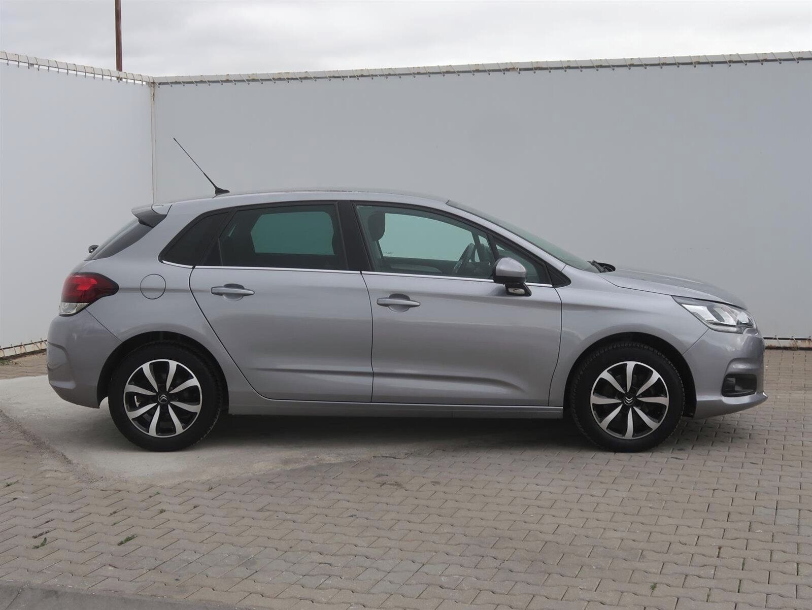 Citroën C4, 1.6 BlueHDi, Serv.kniha - fotka 6