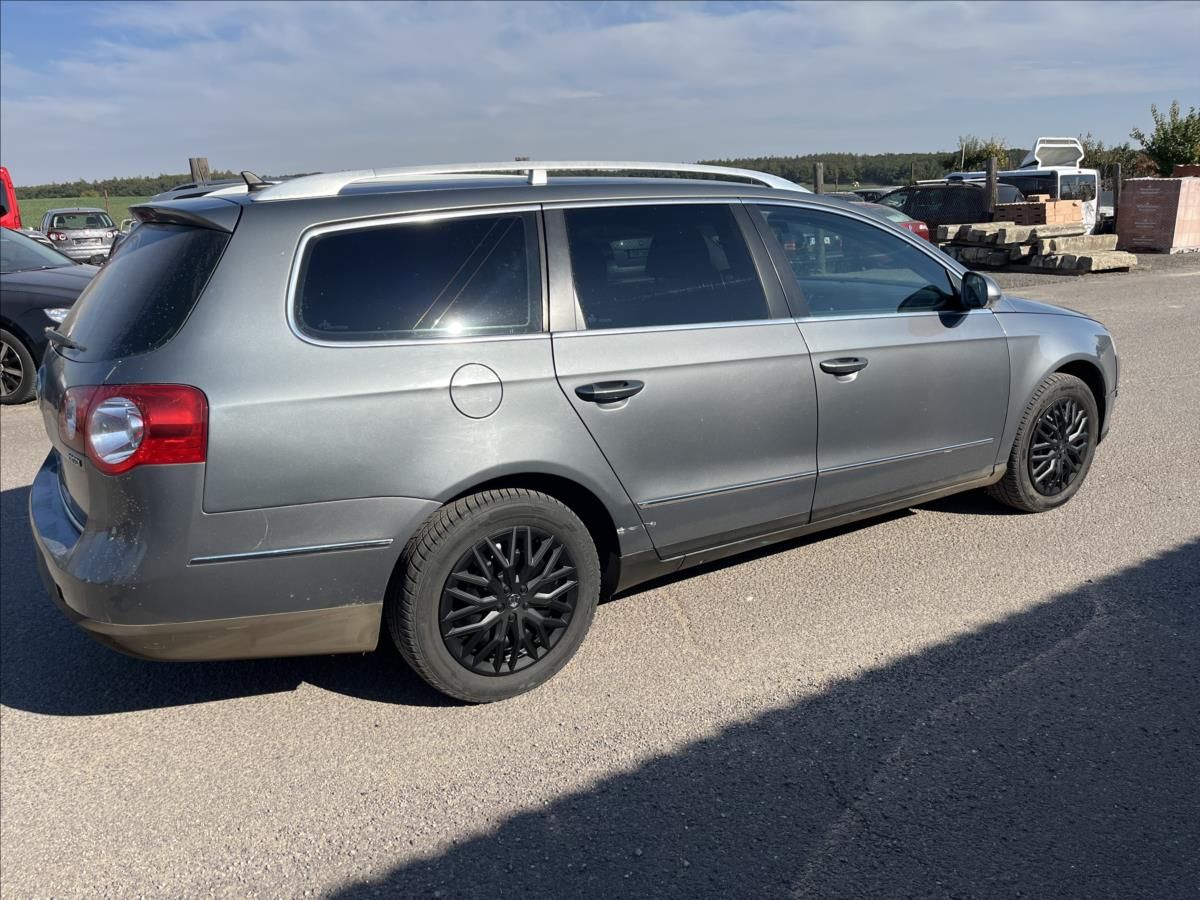 Volkswagen Passat Variant, 2,0 TDi DSG KLIMA SERVIS - fotka 5